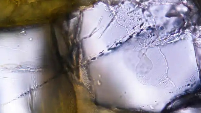 青藏高原藏 "天然氢矿"！中科院首次发现蛇纹石化产氢 绘就清洁能源新藏宝图