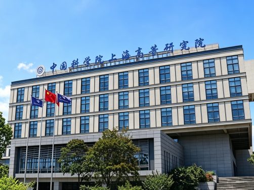 把二氧化碳“关”进管道之前，先让它变成甲烷